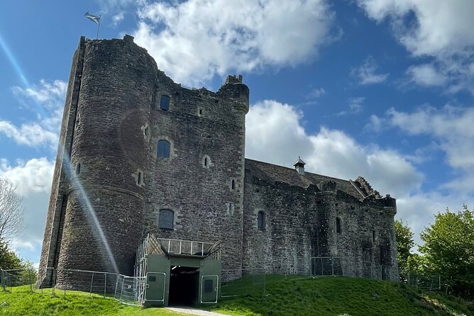 1 Day Castles, West Highlands and Loch Lomond Tour from Edinburgh - Luss: the calm end of the day in the Loch Lomond area