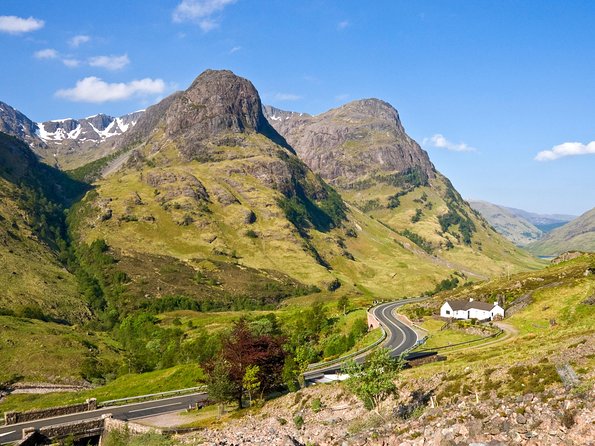 2-Day Inverness and the Highlands Very Small Group Tour from Edinburgh - Loch Ness and Urquhart Castle: water views with a realistic time limit