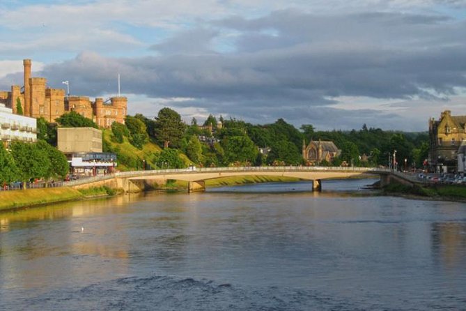 2-Day Loch Ness and Inverness Small-Group Tour from Edinburgh - Guide style is the secret sauce: what to expect from the driving commentary