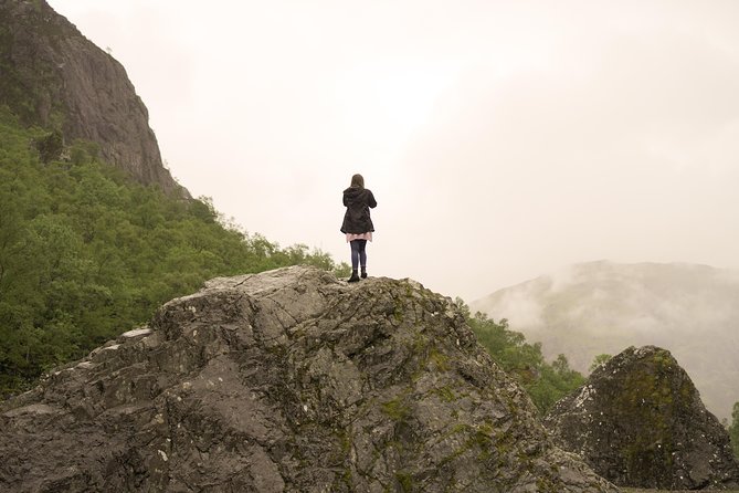 3-Day Budget Backpacker Isle of Skye and the Highlands Tour from Edinburgh - From Haggis Adventures to the Forth Bridge: the day-one setup