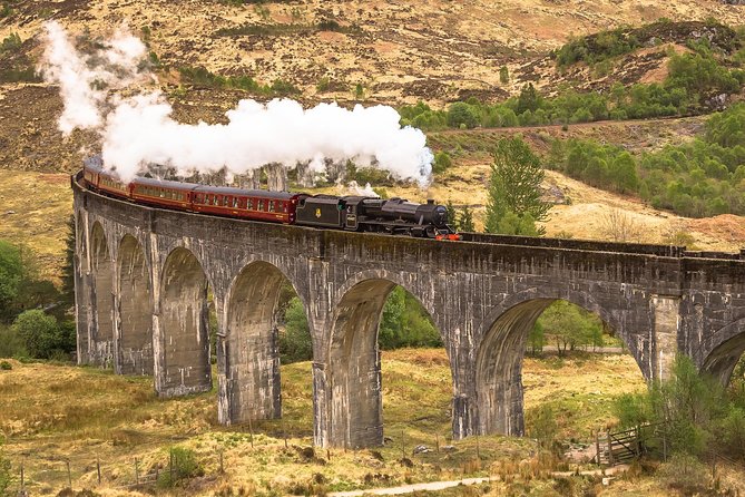 3-Day Isle of Skye, 'Hogwarts Express' Train and Highlands Tour - Day 1: Glencoe stop, the Fort William train, and settling into Portree