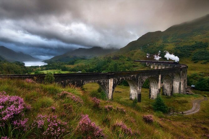 3 Day - Isle of Skye, Loch Ness & Glenfinnan Tour from Edinburgh - Day 2: Skye icons from Dunvegan Castle to Portree