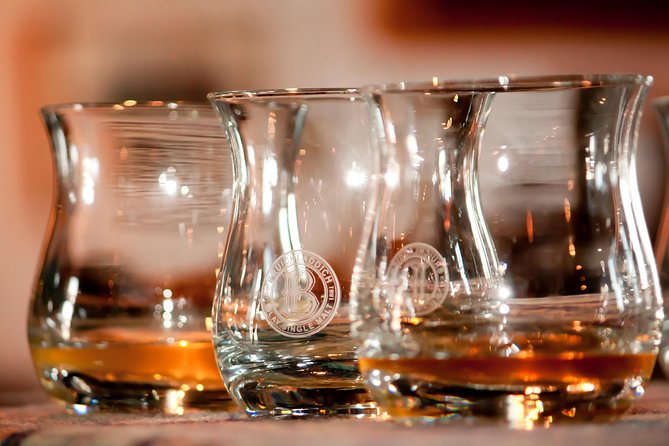 4-Day Islay & Whisky Tour Including Admissions from Edinburgh - Bowmore Distillery Cottages: convenience, comfort, and the shared-cottage reality