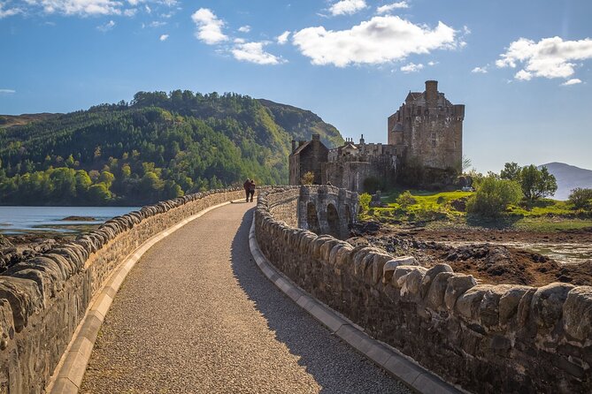 6 Day Outer Hebrides, Isle of Skye & optional 'Hogwarts Express' - What the Guide Commentary Adds (and Who It Helps Most)