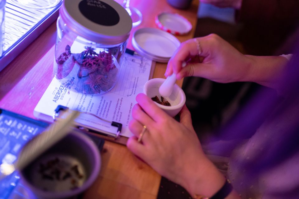 City of Aberdeen Distillery: Gin School Experience - Who Should Book This Gin School, and Who Might Not