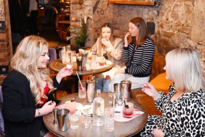 Eden Mill Edinburgh Love Gin Cocktail Masterclass - How the 1-hour session actually plays out (3 drinks, clear pacing)
