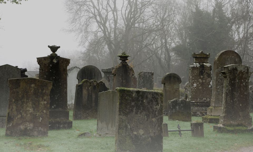 Edinburgh: 2-Hour Ghost Tour in Italian - Key highlights before you go
