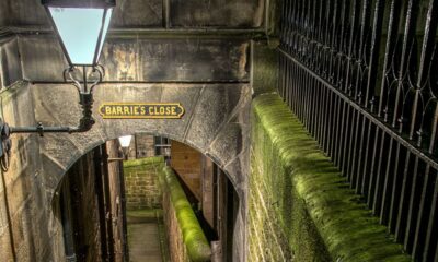 Edinburgh: 2-Hour Ghost Tour in Italian - St Giles’ Cathedral: First Stop, First Mood