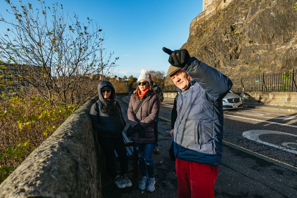 Edinburgh: 3-Hour Guided Walking Tour - St Giles to Parliament Square: the civic spine you can still follow