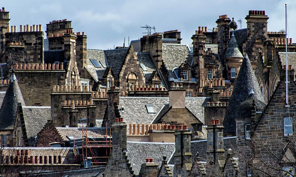 Edinburgh: 3-Hour Historical Walking Tour in Italian - Key things to know before you go