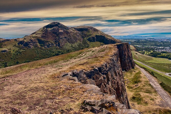 Edinburgh: Arthur's Seat Hike with Local Guide - Why a guide helps on Arthur’s Seat (and saves energy)