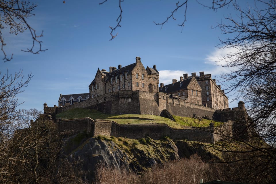 Edinburgh Castle & Royal Mile Walking Tour - Ticket Included - Why this Royal Mile plus Castle combo works