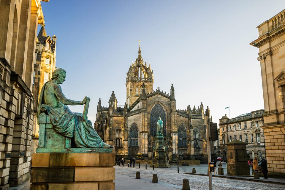 Edinburgh: City Highlights Walking Tour - Writers’ Museum and Arthur Conan Doyle: Edinburgh’s brainy side