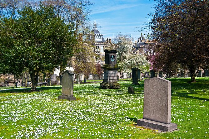 Edinburgh Darkside Walking Tour: Mysteries, Murder and Legends - Old Calton Burial Ground and David Hume’s devil deal