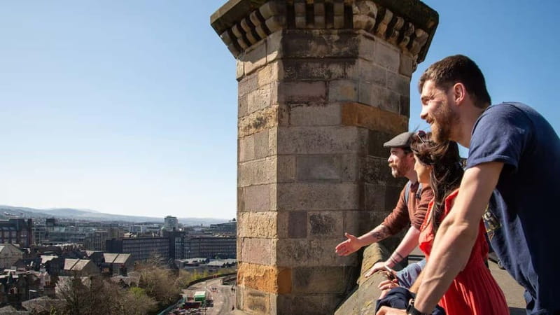 Edinburgh: Edinburgh Castle Guided History Tour with Tickets - St Margaret’s Chapel, James VI’s birthplace, Crown Square, and the Honours