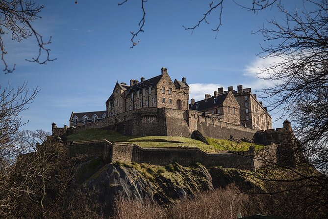 Edinburgh Full Day Walking Tour with Castle Included -Small Group - A tight schedule that still feels real