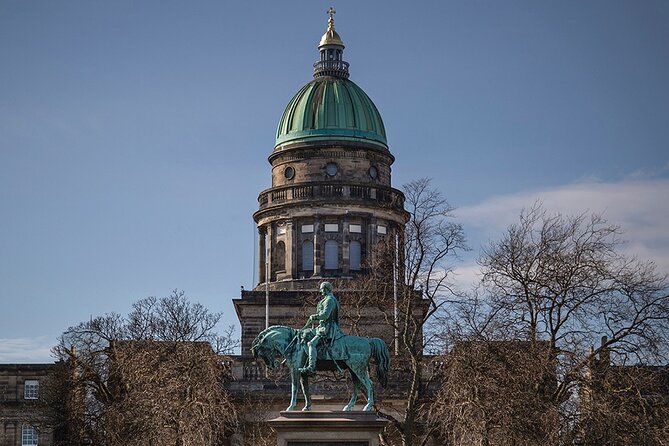Edinburgh Full Day Walking Tour with Castle Included -Small Group - Inside Edinburgh Castle: guided tour now, explore later