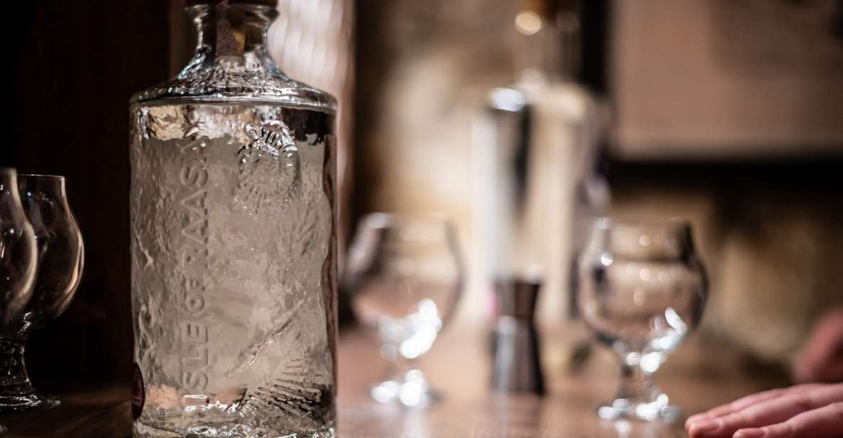 Edinburgh: Gin Tasting at Underground Venue - The feel of the 1-hour run: meeting point, pacing, and what happens underground
