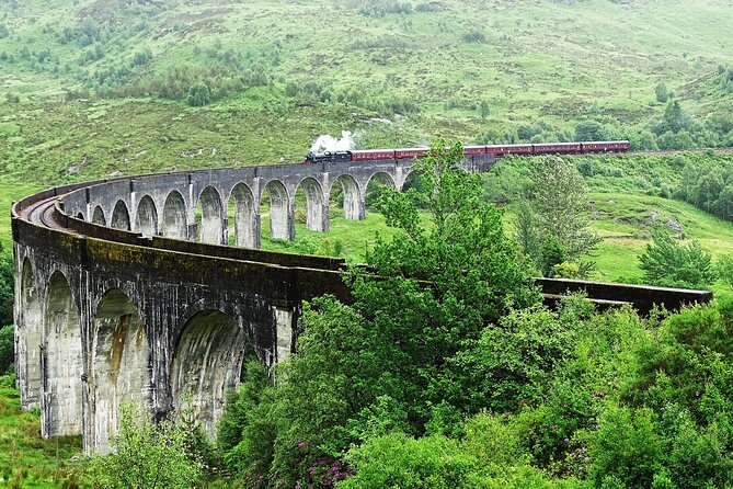 Edinburgh: Glenfinnan Viaduct, Glencoe & Fort William - Fort William lunch and free time: where your energy gets rebuilt