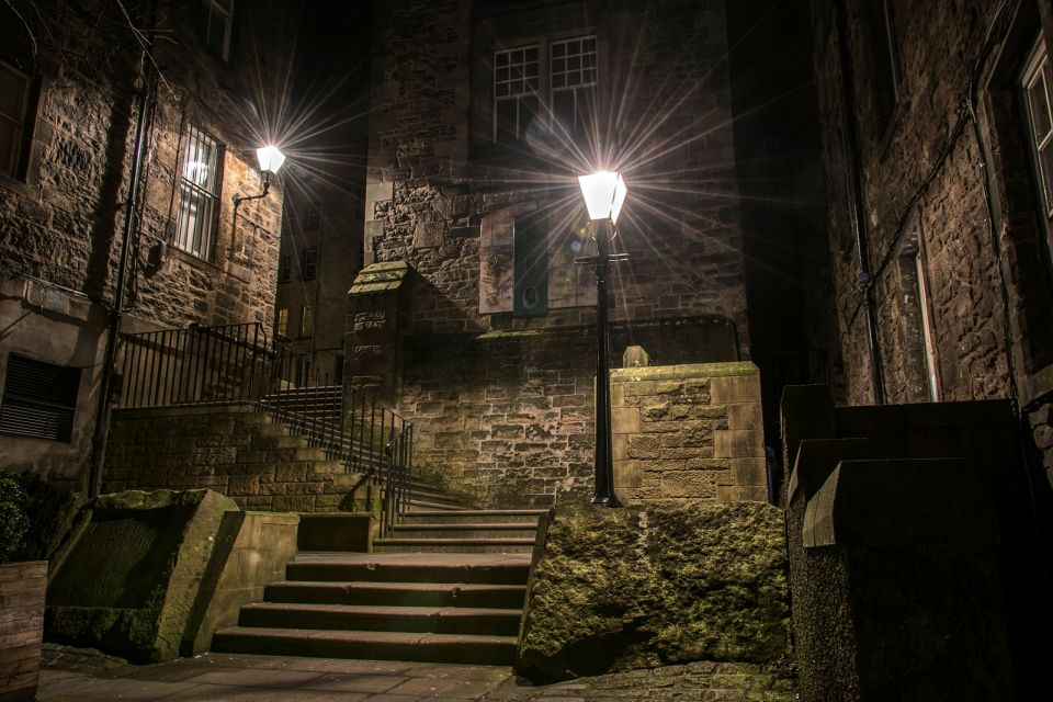 Edinburgh: Guided Ghost Walking Tour - Key highlights you should know