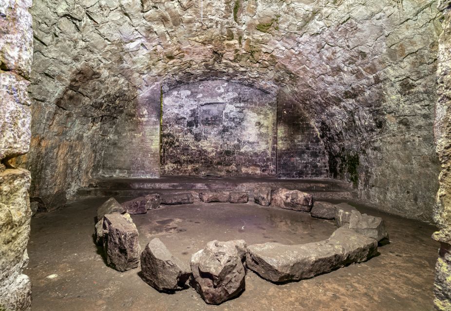 Edinburgh: Haunted Underground Vaults and Graveyard Tour - Key things to know before you go