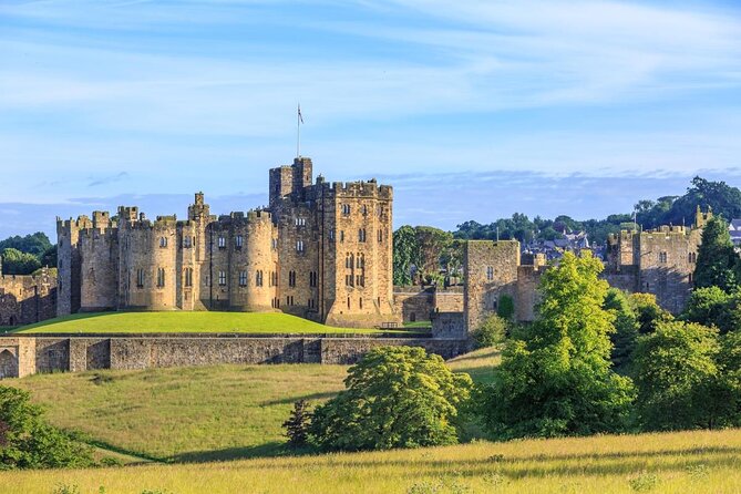 Edinburgh: Holy Island, Alnwick Castle & Kingdom of Northumbria - The One-Day Angle: Scotland Meets North East England