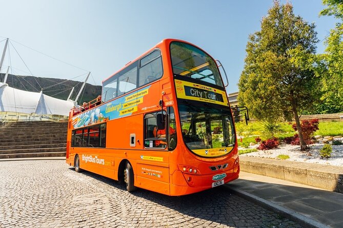 Edinburgh Hop-On Hop-Off Britannia Tour - Audio commentary and headphones: useful, but choose your seat