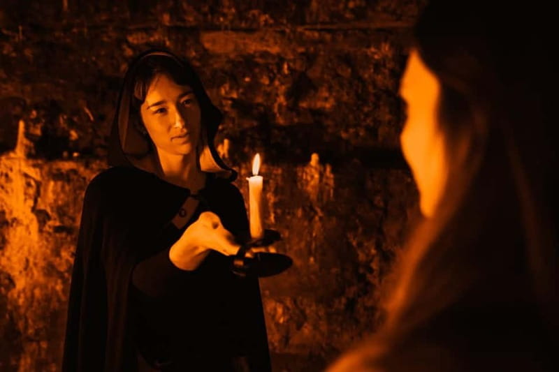 Edinburgh: Immersive, Adult-Only Haunted Vaults Night Tour - Above-Ground Storytelling Through Wynds and Closes (About 20 Minutes)