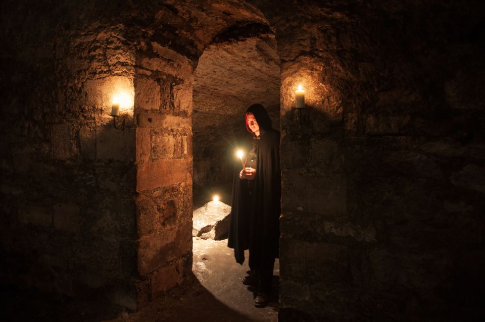 Edinburgh: Immersive Small-Group Haunted Underground Tour - Who should book this haunted underground tour