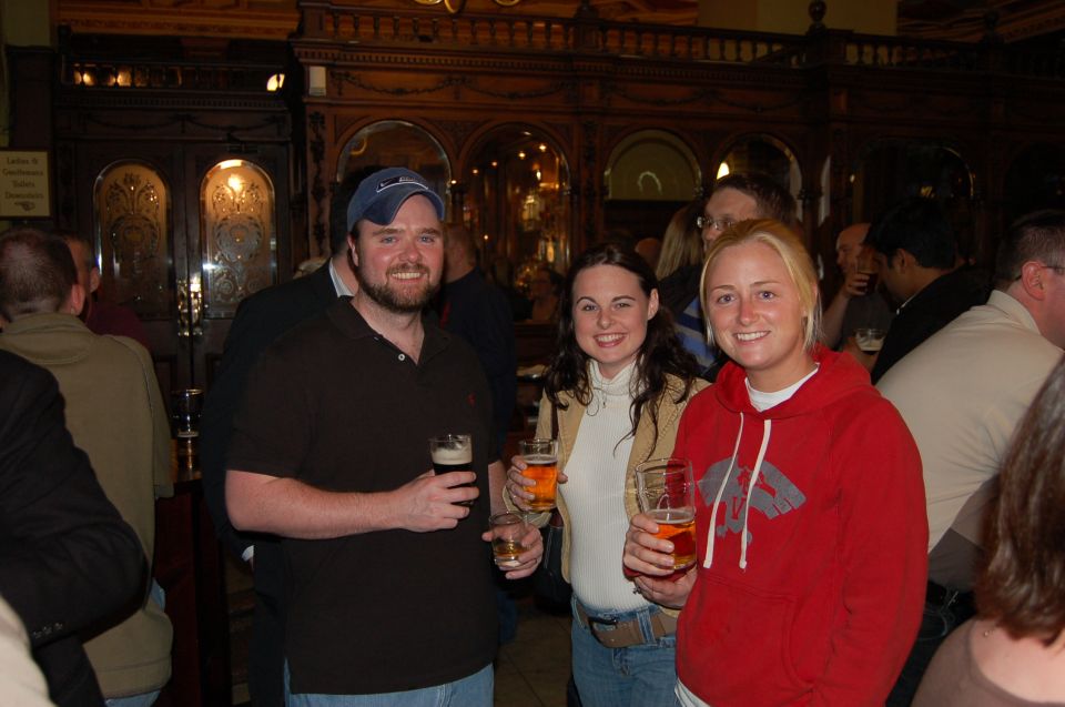 Edinburgh Literary Pub Tour with "Real-Actors" - FAQ