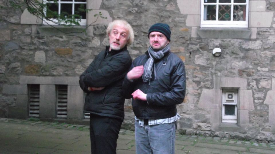 Edinburgh Literary Pub Tour with "Real-Actors" - Should you book? My straightforward take