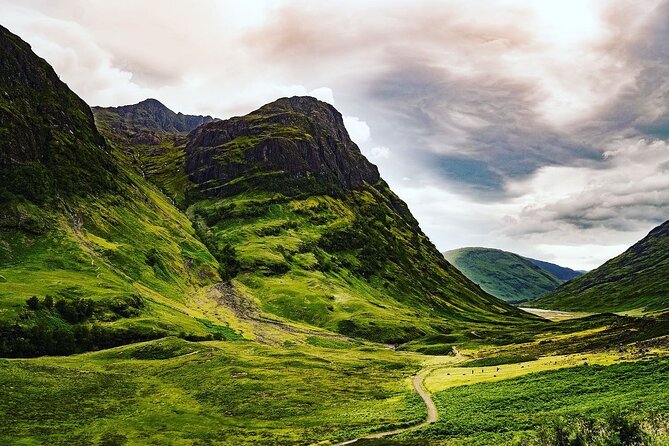 Edinburgh: Loch Ness, Glencoe & The Highlands - Why this day trip works: Edinburgh to the Highlands, with a guide steering the story