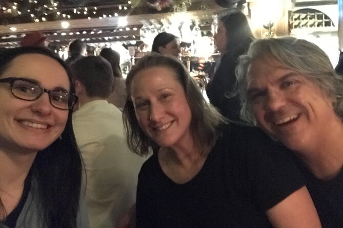 Edinburgh Night Tour with a Local Guide: Private & 100% Personalized - Old Town at night: your guide chooses the nightlife neighborhood
