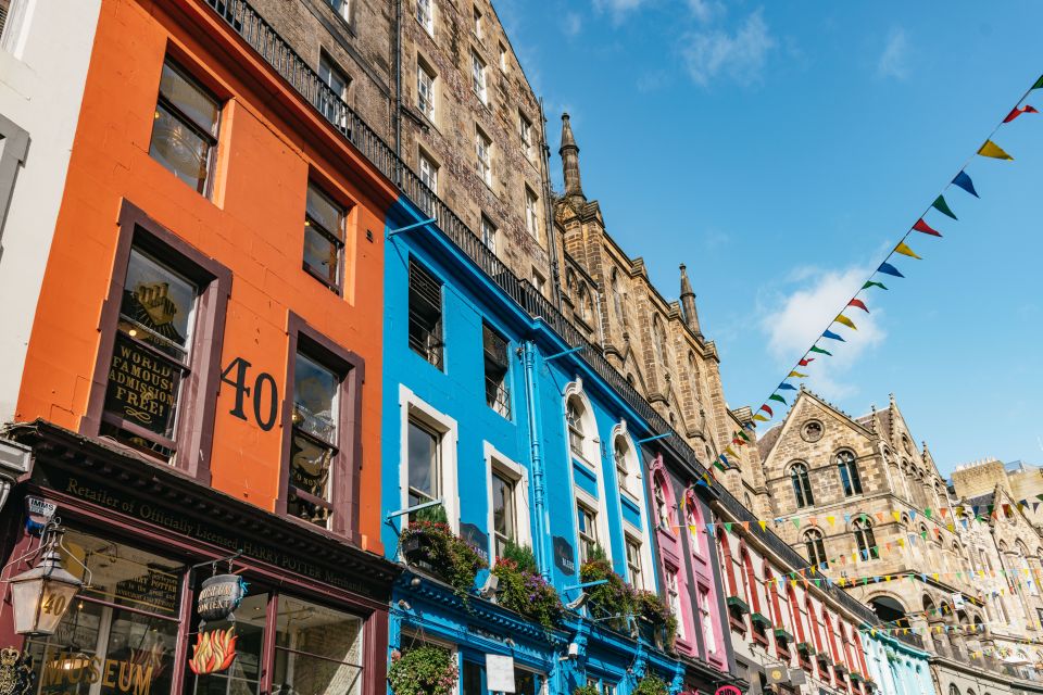 Edinburgh: Old Town History and Tales Walking Tour - Grassmarket: the viewpoint stop that explains what changed