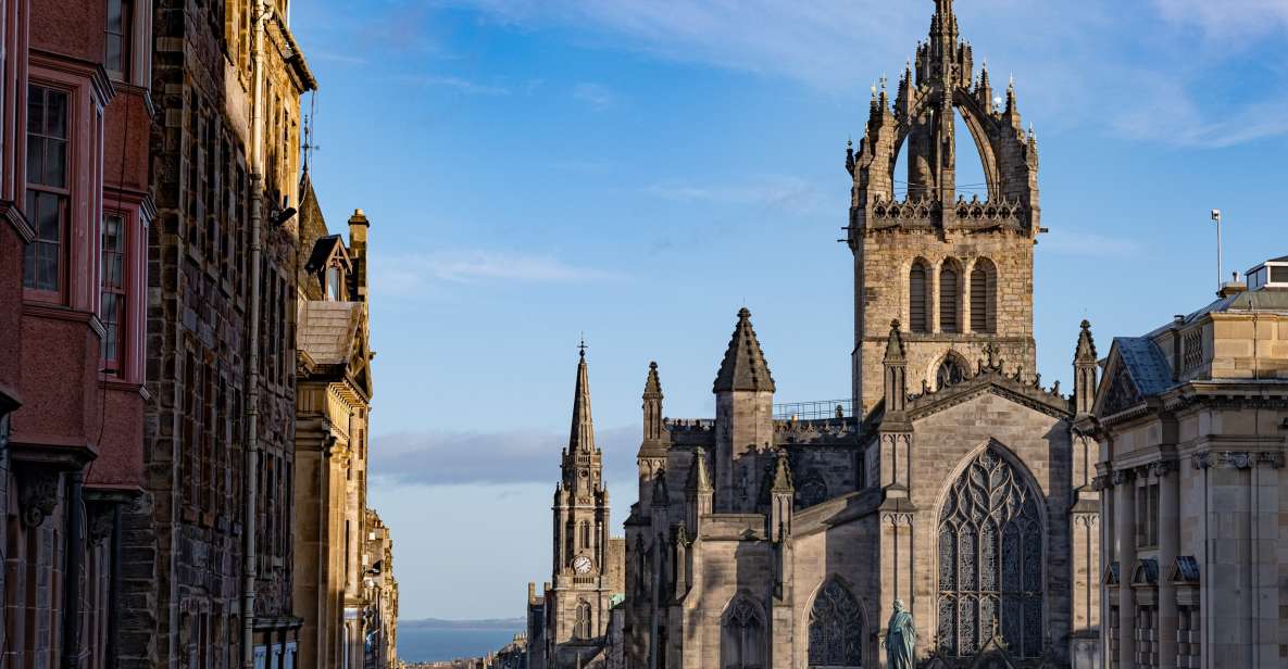 Edinburgh: Old Town History Walking Tour - Key highlights to look forward to