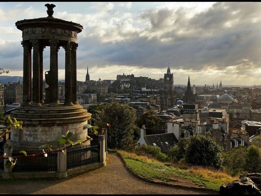 Edinburgh: Old Town Stories - Guided Walking Tour - Meeting at St Giles Cathedral, then letting the Old Town take over