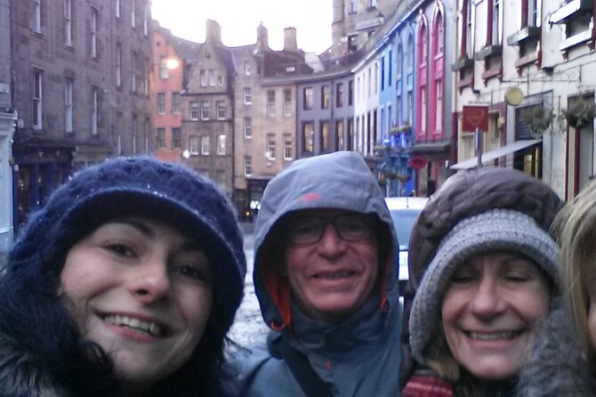 Edinburgh Private Tour with a Local - Highlights & Hidden Gems - Scott Monument and UNESCO City of Literature views
