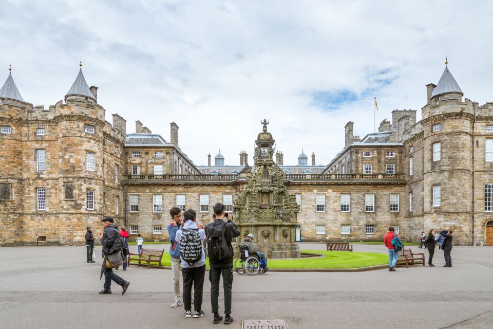 Edinburgh: Royal Attractions with Hop-On Hop-Off Bus Tours - Audio handsets: what’s included, what costs extra, and small usability tips