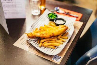 Edinburgh: Scottish Dinner and Folk Music Experience - A Cozy 3-Course Scottish Dinner With Real Portion Weight