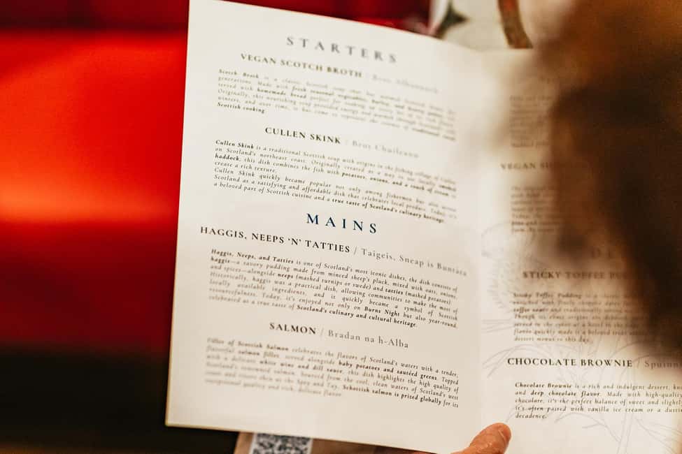 Edinburgh: Scottish Dinner and Folk Music Experience - FAQ