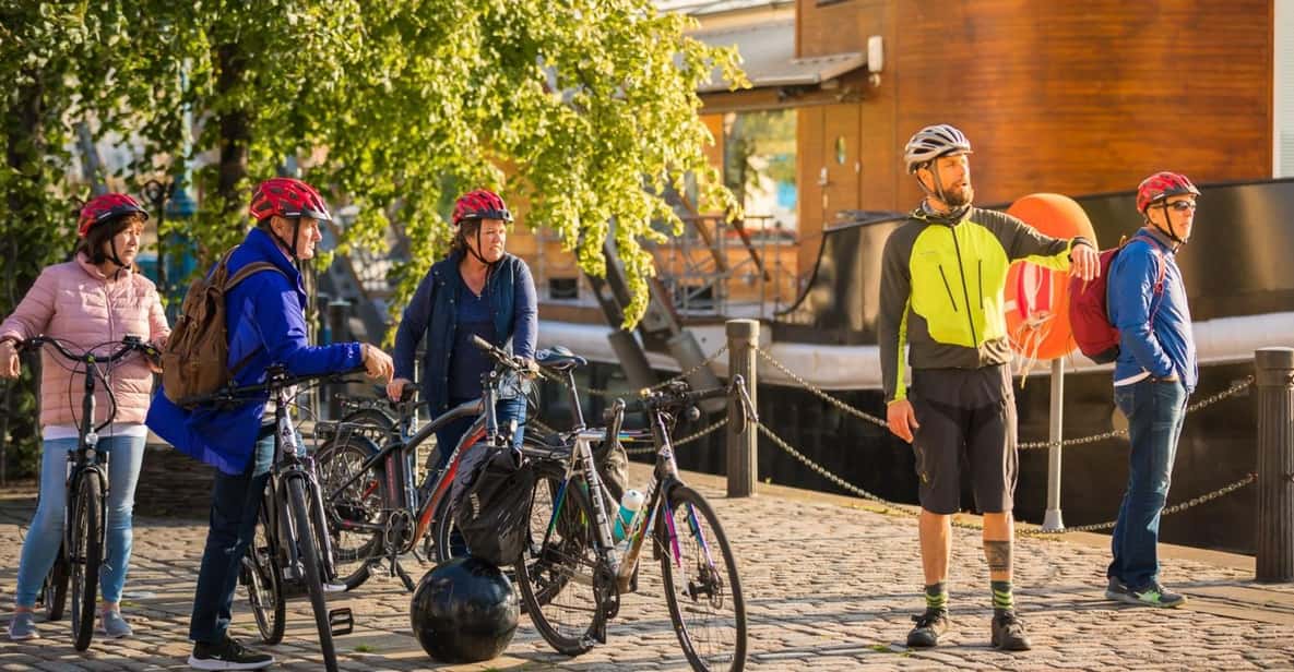 Edinburgh: Sightseeing Bike Tour - E-bike vs standard bike: match the effort to your comfort