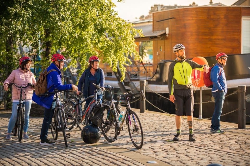 Edinburgh: Sightseeing Bike Tour - The guide experience: safety, pacing, and stories that make stops matter