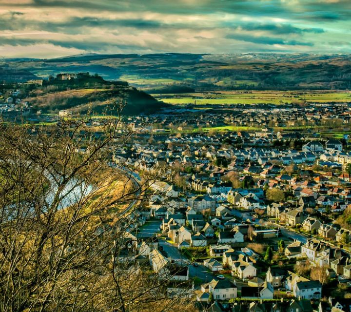 Edinburgh: Stirling, Whisky and St Andrews Tour in Spanish - Price and Value: What You’re Paying For (and What You’re Not)