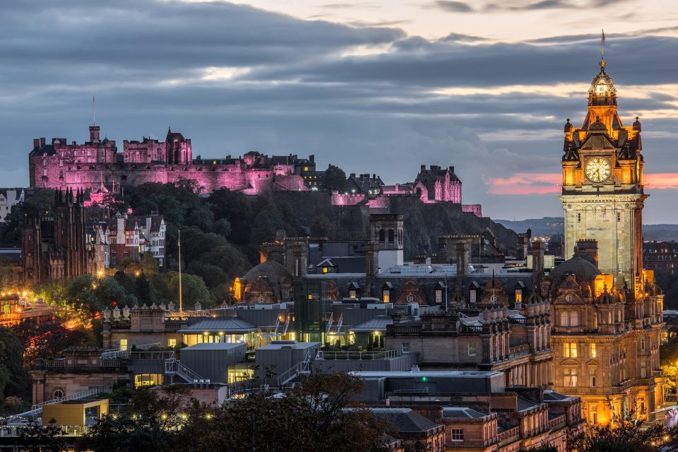 Edinburgh: The Dark Side Walking Tour - Canongate District lanes: secrets revealed by walking pace