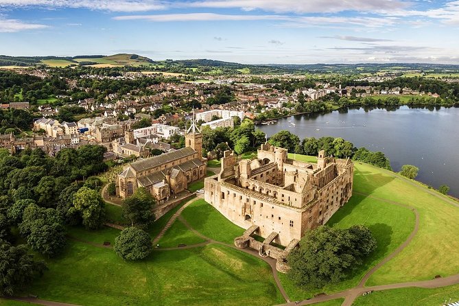Edinburgh: The Outlander, Palaces & Jacobites Tour - Stop 4: Linlithgow Palace for Wentworth Prison Atmosphere