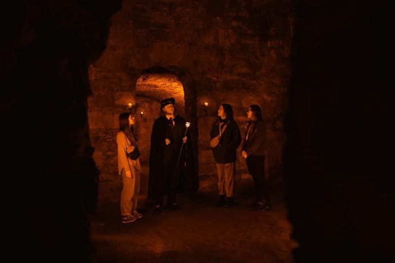 Edinburgh: Underground Vaults and Graveyard Evening Tour - Who the best guide style is for