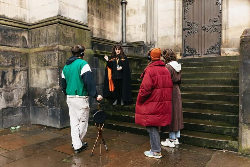 Edinburgh: Underground Vaults Evening Ghost Tour with Whisky - What to Bring for a Comfortable Spooky Night