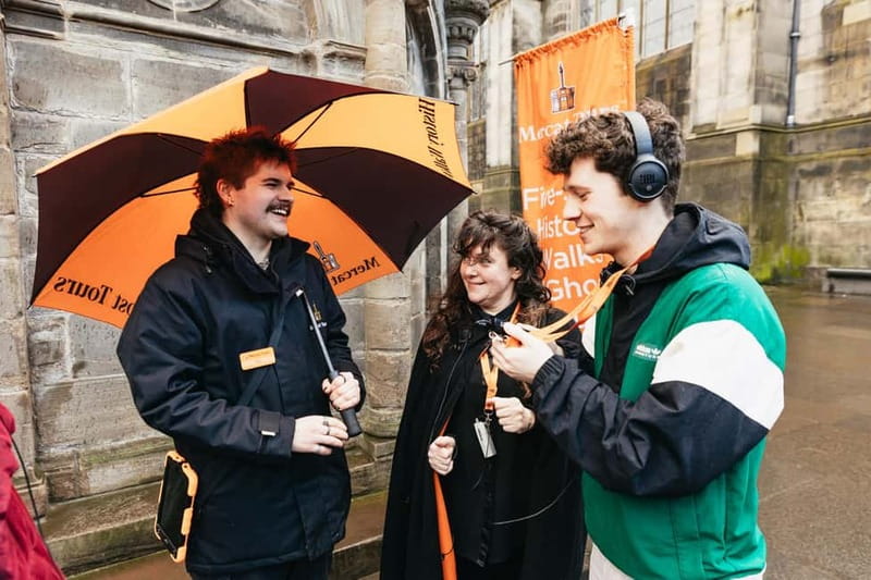 Edinburgh: Underground Vaults Evening Ghost Tour with Whisky - Starting at Mercat Cross: The Royal Mile Turns Gloomy