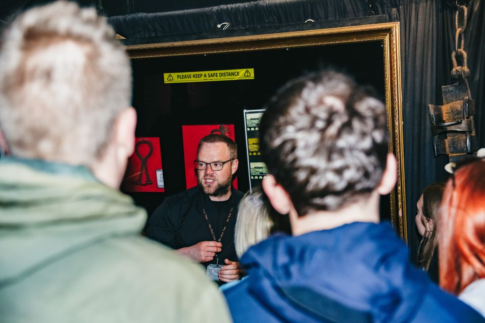 Edinburgh: Underground Vaults Tour - Murder, Witches, and the Ghost Stories: How the Tour Balances Fact and Fear