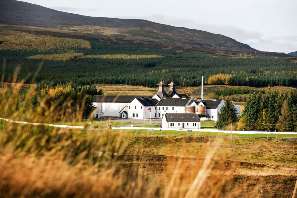 From Edinburgh: 3-Day Isle of Skye and The Highlands Tour - Day 1: Kelpies, Callander, Glencoe, Glenfinnan, and the Commando Memorial